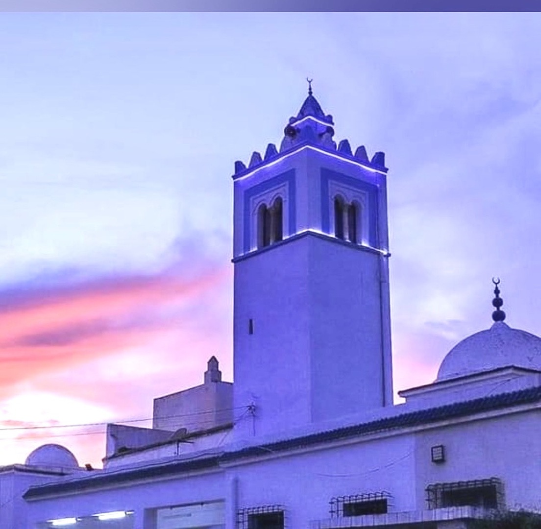 Photo de جامع التّوبة رادس