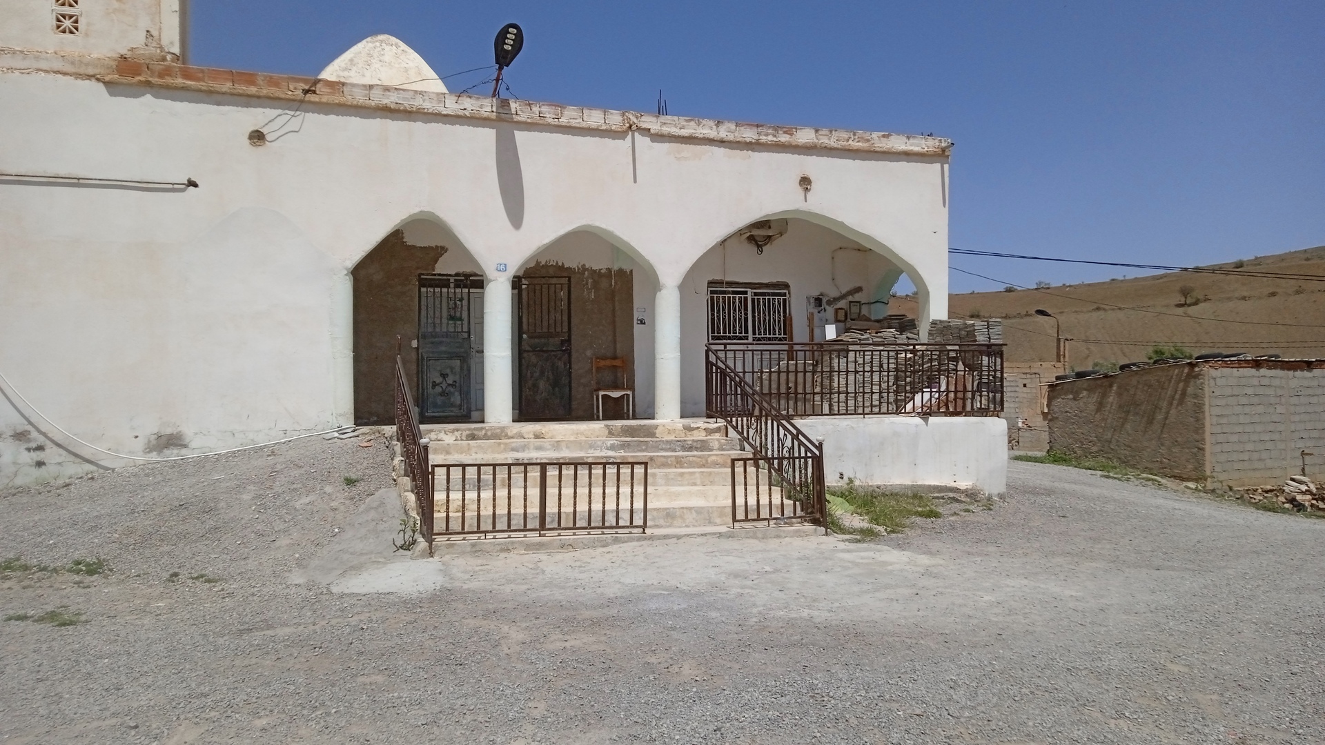Photo de مسجد عمر بن الخطاب -قريةالأبيار
